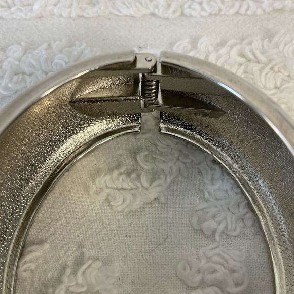 SILVER METAL Cuff Clasp Bracelet Chunky Husky Oversized Maximalist Bold Punk - Picture 4 of 6